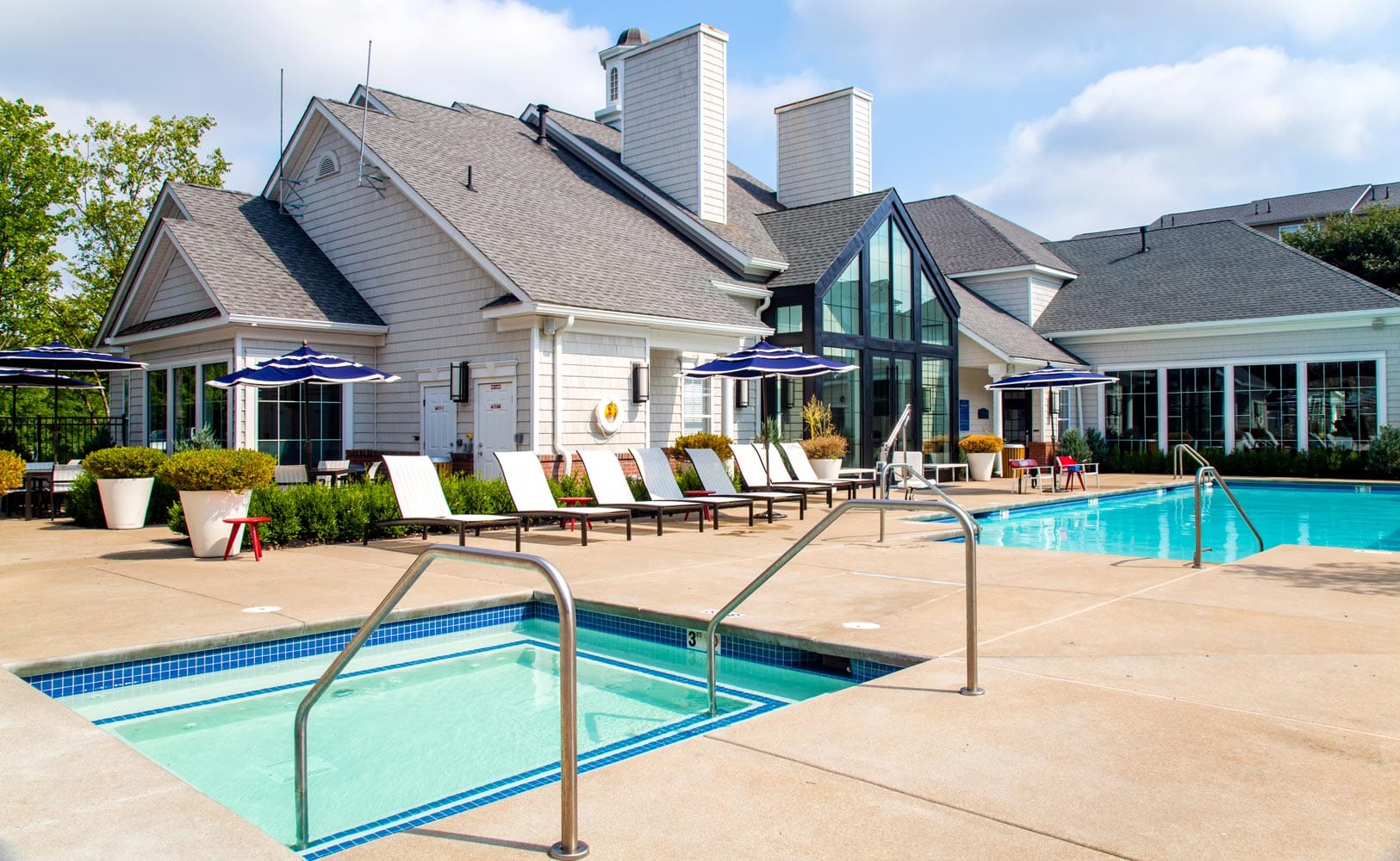 Residences at Stevens Pond swimming pool design